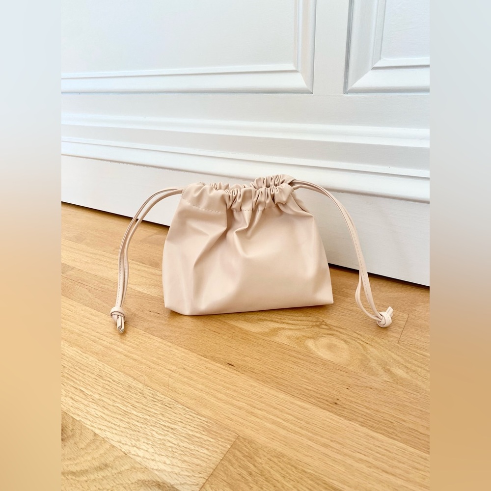 Soft pouch
